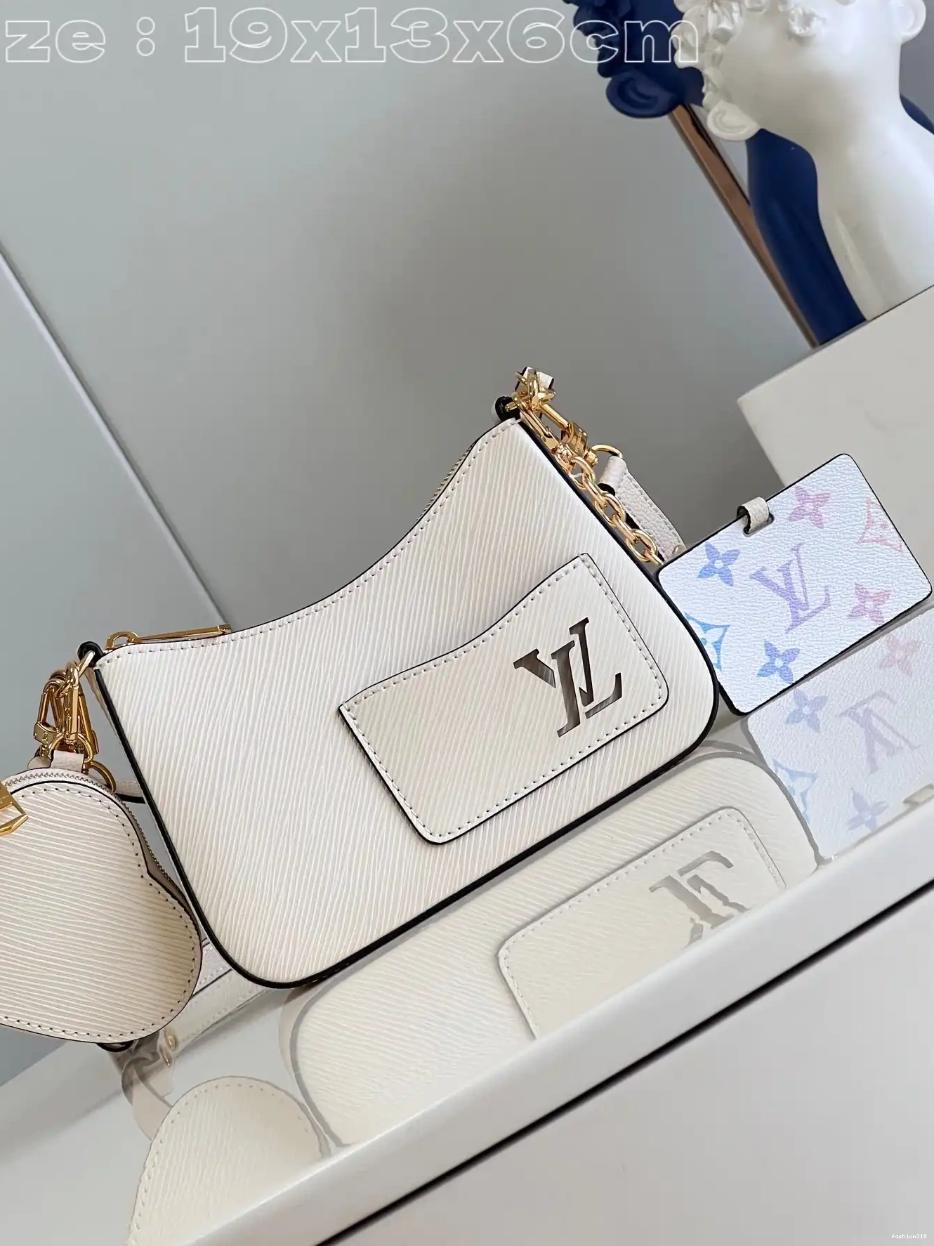 LOUIS VUITTON Marellini 0327